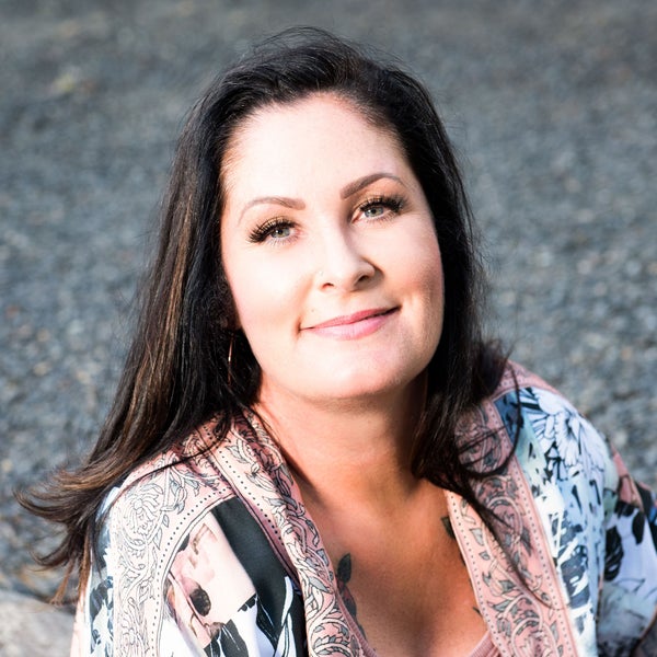Carrie Menzel, Broker